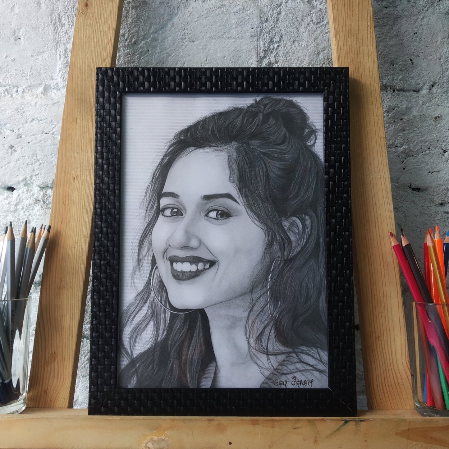 Graphite art frames